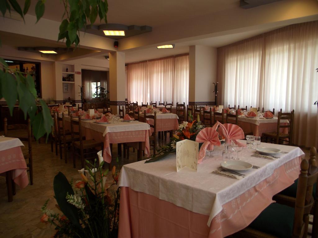 Hotel Ristorante Mosaici Пьяцца-Армерина Экстерьер фото